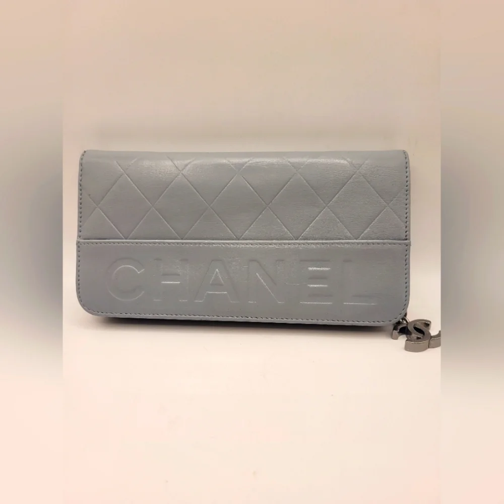 Chanel Bifold Gray Lambskin Wallet